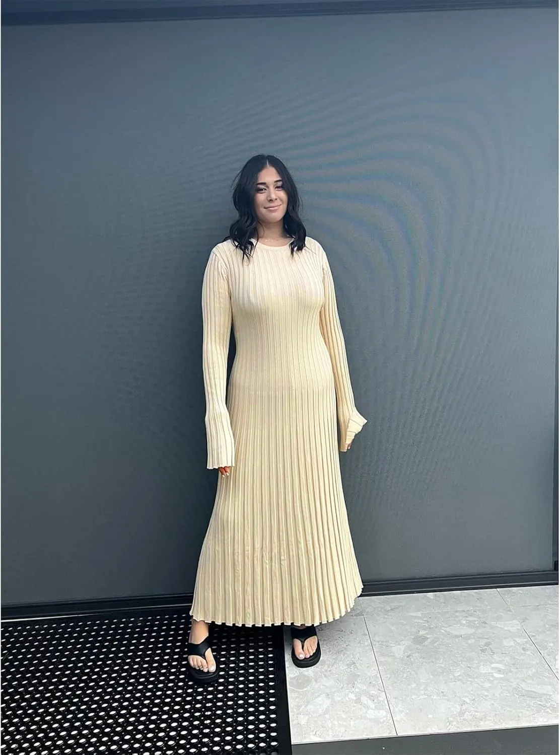 Women Sweater Dress Ribbed Long Sleeve Crewneck Knit Slim Fit Bodycon Dress Fall Maxi Long Dress