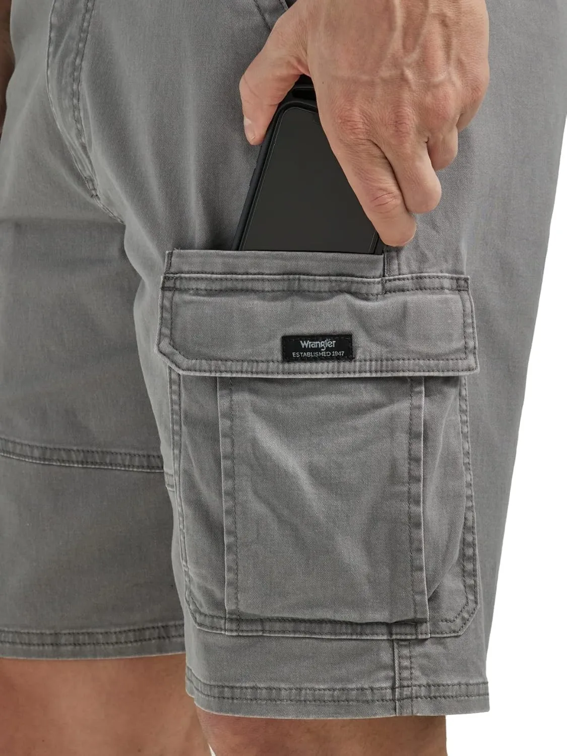 Wrangler Authentics Men's Classic Cargo Stretch Short